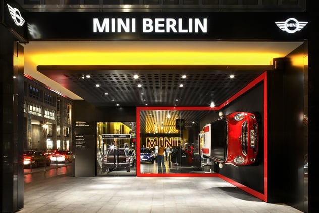BMW-MINI-showroom-by-Plajer-Franz-Berlin-Germany.jpg