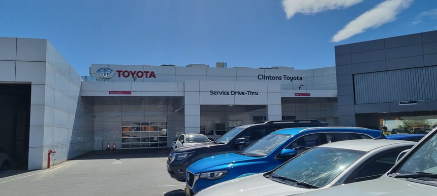 Clintons Toyota Enturi Sectional Door3